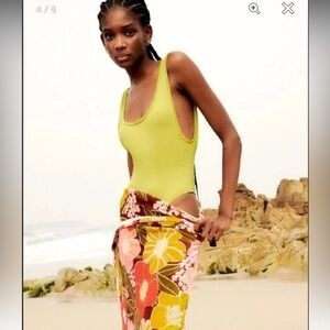 ZARA Woman SWIMWEAR | RIBBED SWIMSUIT Olive Green